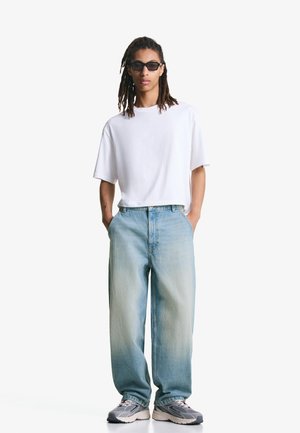Bershka SKATER - Jeans Relaxed Fit - light blue denim