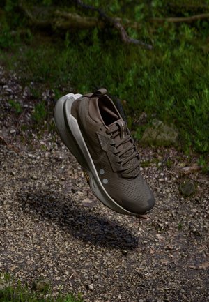 ZOOMX ZEGAMA 2 - Trail running shoes - ironstone/cave stone/college grey/phantom/opti yellow
