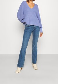 Monki Stickad tröja - blue