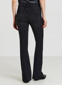 Calliope Jean bootcut - nero denim