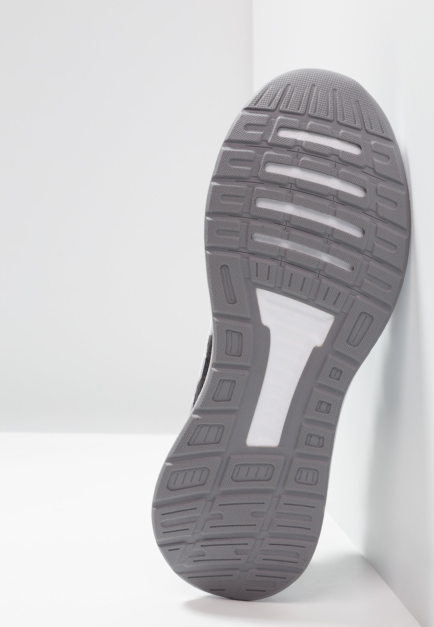 adidas Performance RUNFALCON - Hardloopschoenen neutraal - core  black/footwear white/grey three/Zwart - Zalando.nl