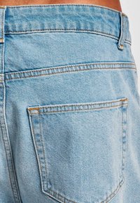 DEF KANT STRAIGHT FIT  - Traperice ravnih nogavica - light blue wash