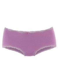 Mutande hipster in cotone viola con un bordo in pizzo ondulato lungo la vita e le aperture delle gambe, caratterizzate da un piccolo nastro decorativo al centro.
