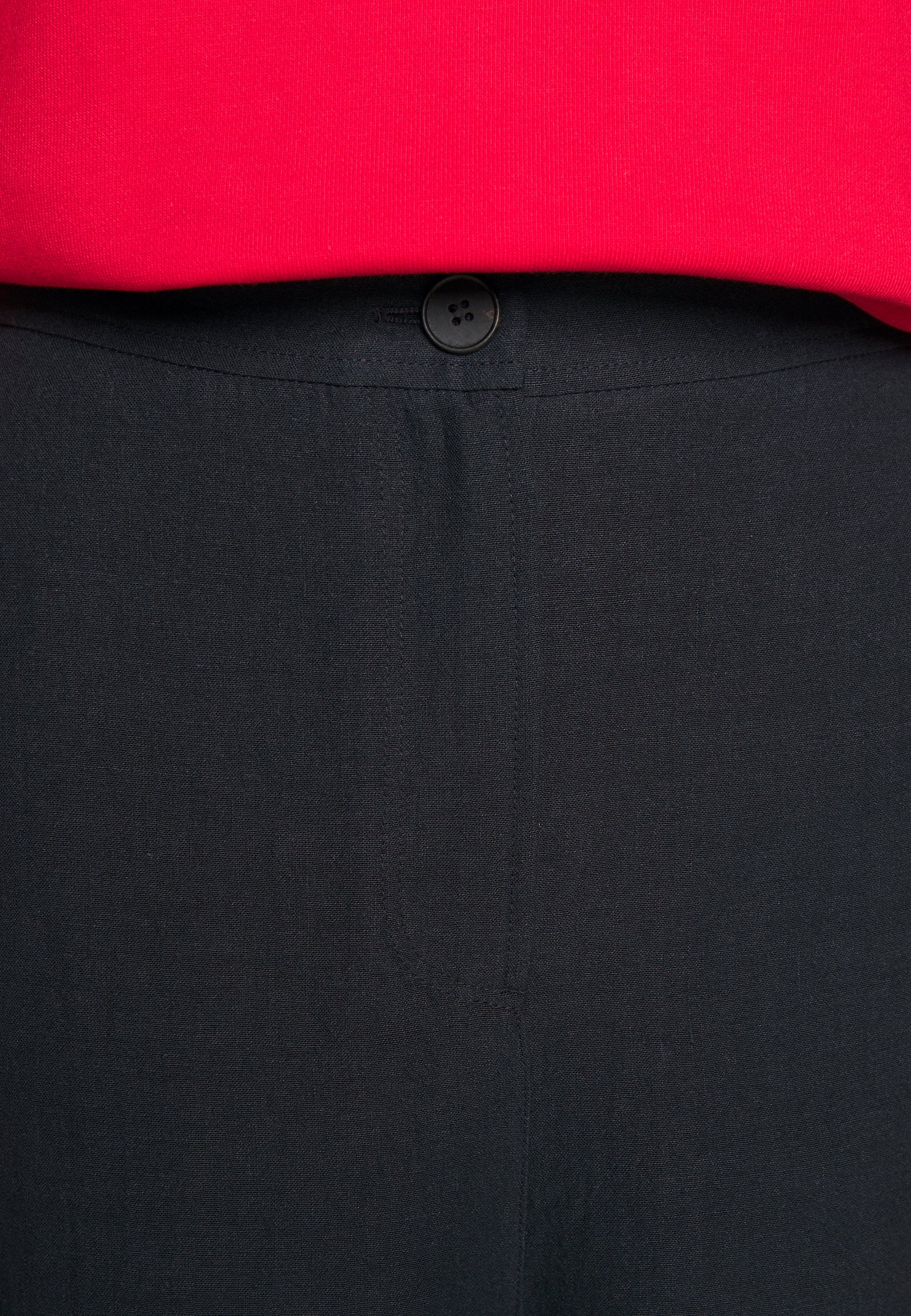 McQ Alexander McQueen TROUSERS Bukse deep ink Zalando.no McQ Alexander McQueen TROUSERS - Bukse - deep ink