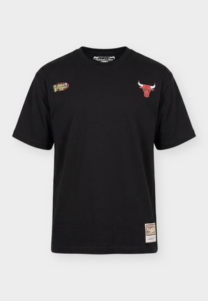 Mitchell & Ness, FACE BOXY TEE CHICAGO BULLS DENNIS RODMAN - Article de supporter d'équipe de club - black
