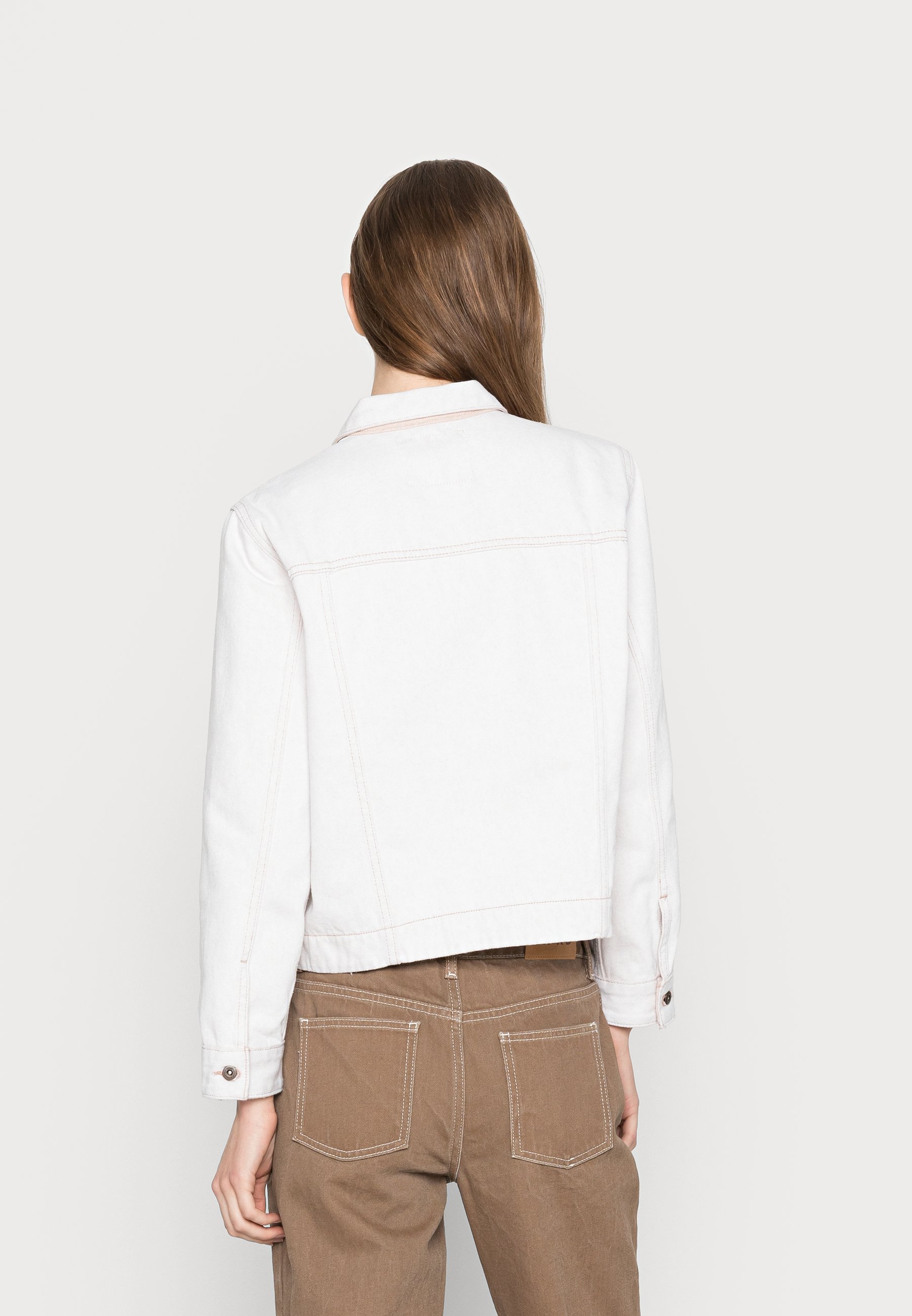 Levi's® Made \u0026 Crafted LMC SLIM TRUCKER 