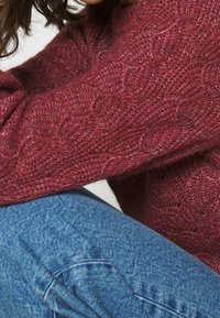 Vero Moda Sweter