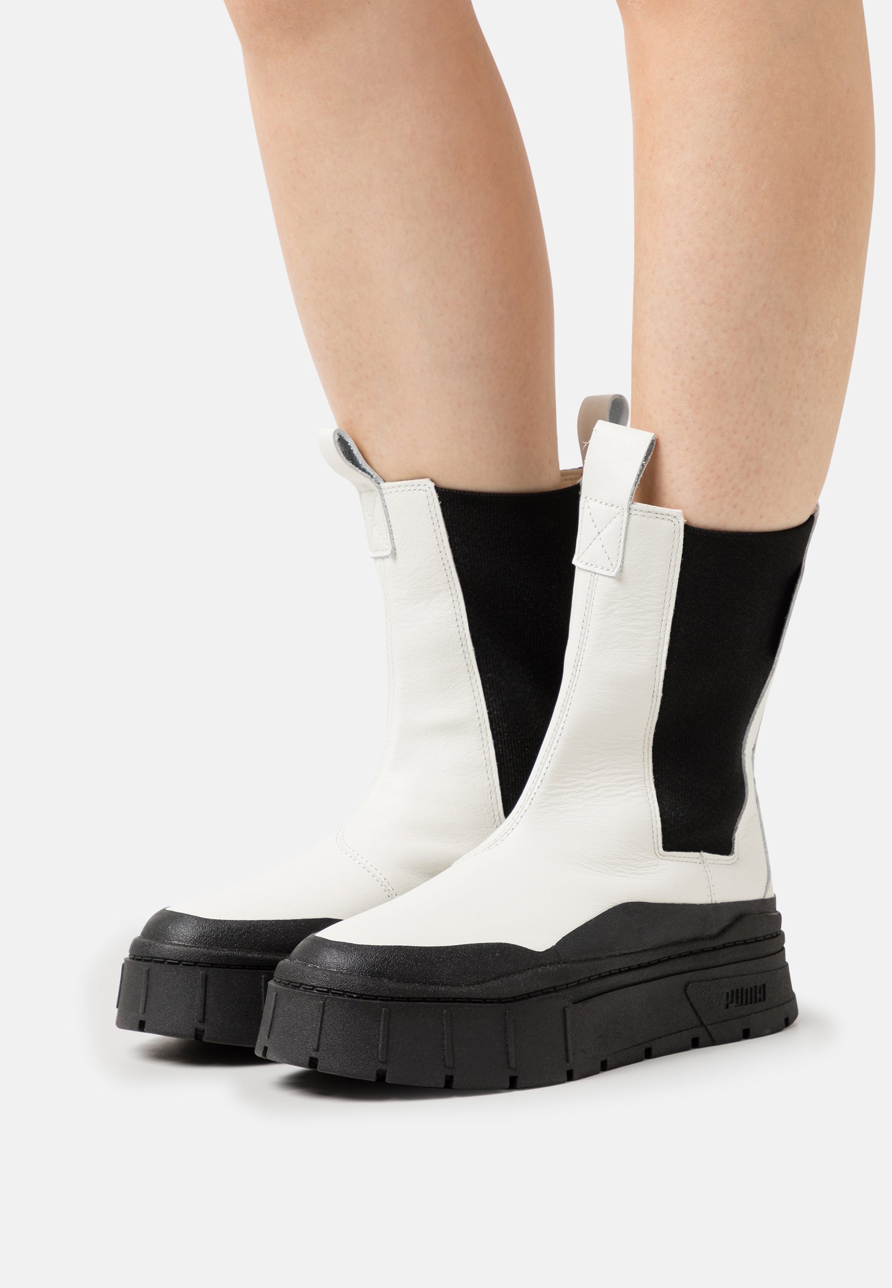 Puma MAYZE STACK CHELSEA - Platform ankle boots - vaporous gray 