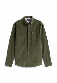 Olijfgroene corduroy overhemd met een button-down kraag, borstzak en subtiele streepdetails op de binnenkraag. Voorzien van een knoopsluiting aan de voorkant.