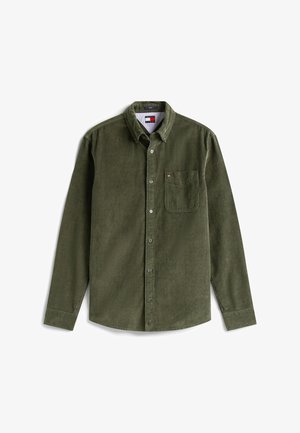 Olivgrünes Cordhemd mit einem Button-Down-Kragen, einer Brusttasche und dezenten Streifendetails am inneren Kragen. Verfügt über eine Knopfleiste vorne.