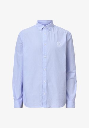 Camicia azzurro chiaro in cotone, con colletto classico, maniche lunghe, un piccolo logo ricamato sul petto e chiusura a bottoni.