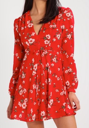 Robe de jour - red