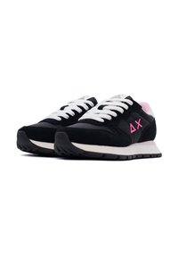 Black and pink sneakers with white laces, suede and mesh materials, rounded toe, low-profile sole, featuring a pink logo accent on the side.