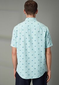 Next SHORT SLEEVE REGULAR FIT - Marškiniai - green