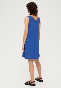 s.Oliver Sukienka z dżerseju