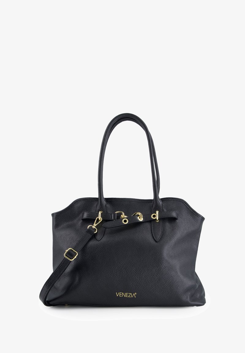 Schwarze Handtasche aus strukturiertem Leder mit zwei Griffen, verstellbarem Schulterriemen, goldfarbenen Beschlägen und dem "VENEZIA"-Logo in der Mitte vorne.