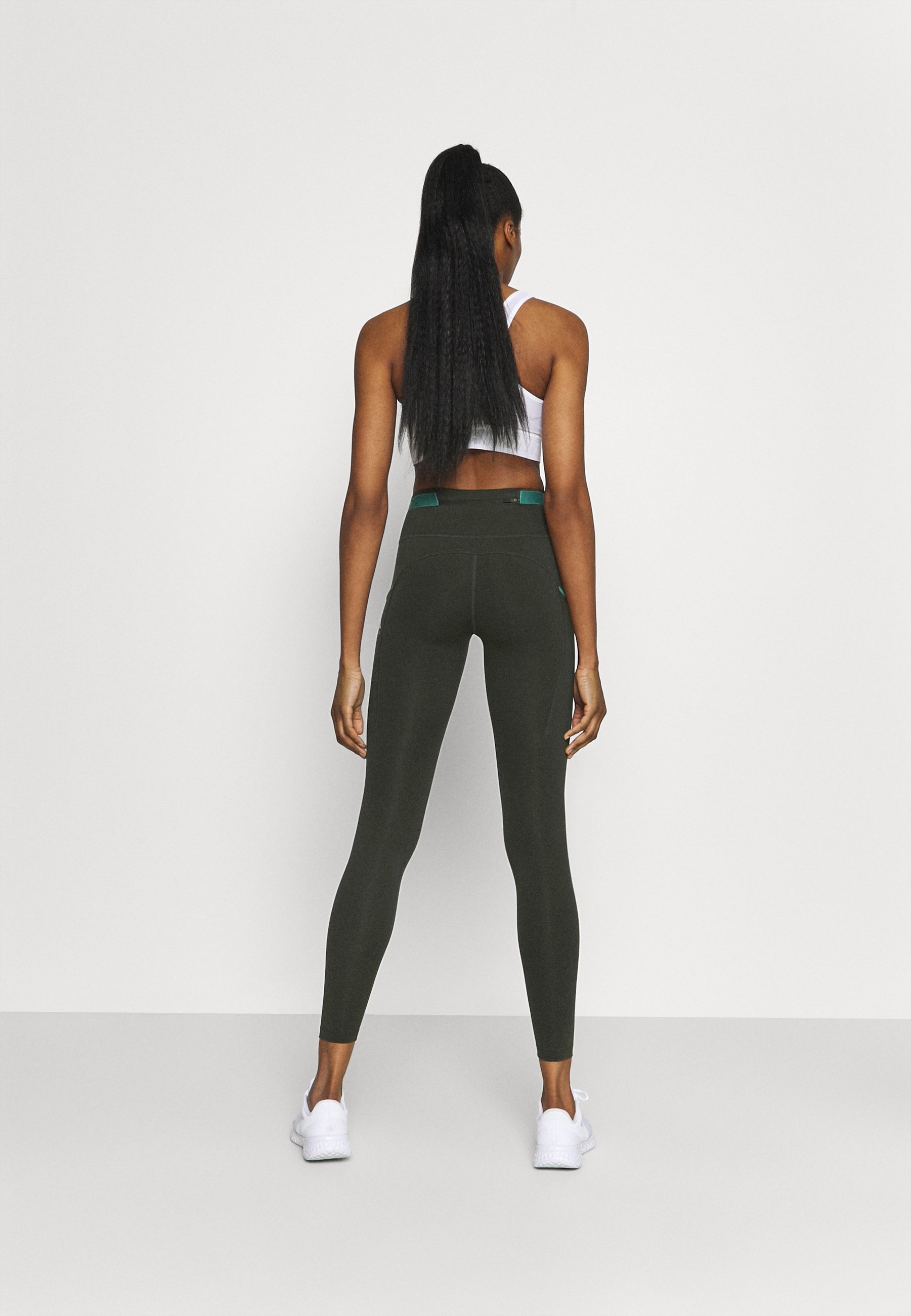 Nike Performance EPIC LUXE TRAIL - Leggings - sequoia/bicoastal/olive -  Zalando.co.uk