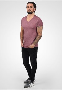 Solid SDCONLEY - T-shirts print - wine red