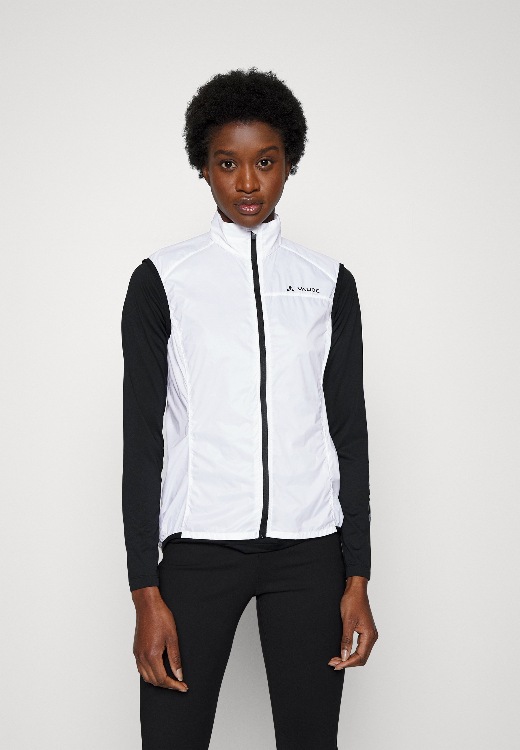 Vaude WOMEN'S AIR VEST - Bodywarmer - white uni/wit - Zalando.nl