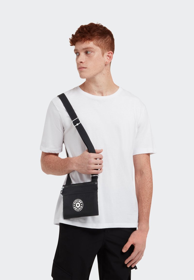 Kipling GIB CEN - Taška s příčným popruhem - black