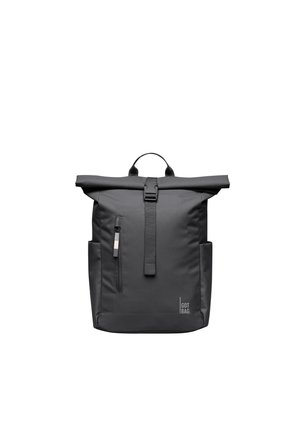 Musta rullattava reppu, jossa on etutasku vetoketjulla, sivutaskut, solkikiinnitys ja "GOT BAG" -logo ala-oikeassa kulmassa.