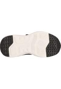 Suola di scarpa con una base bianca e sezioni in gomma nera texturizzata. Presenta un motivo di battistrada geometrico e scanalature per una migliore aderenza.