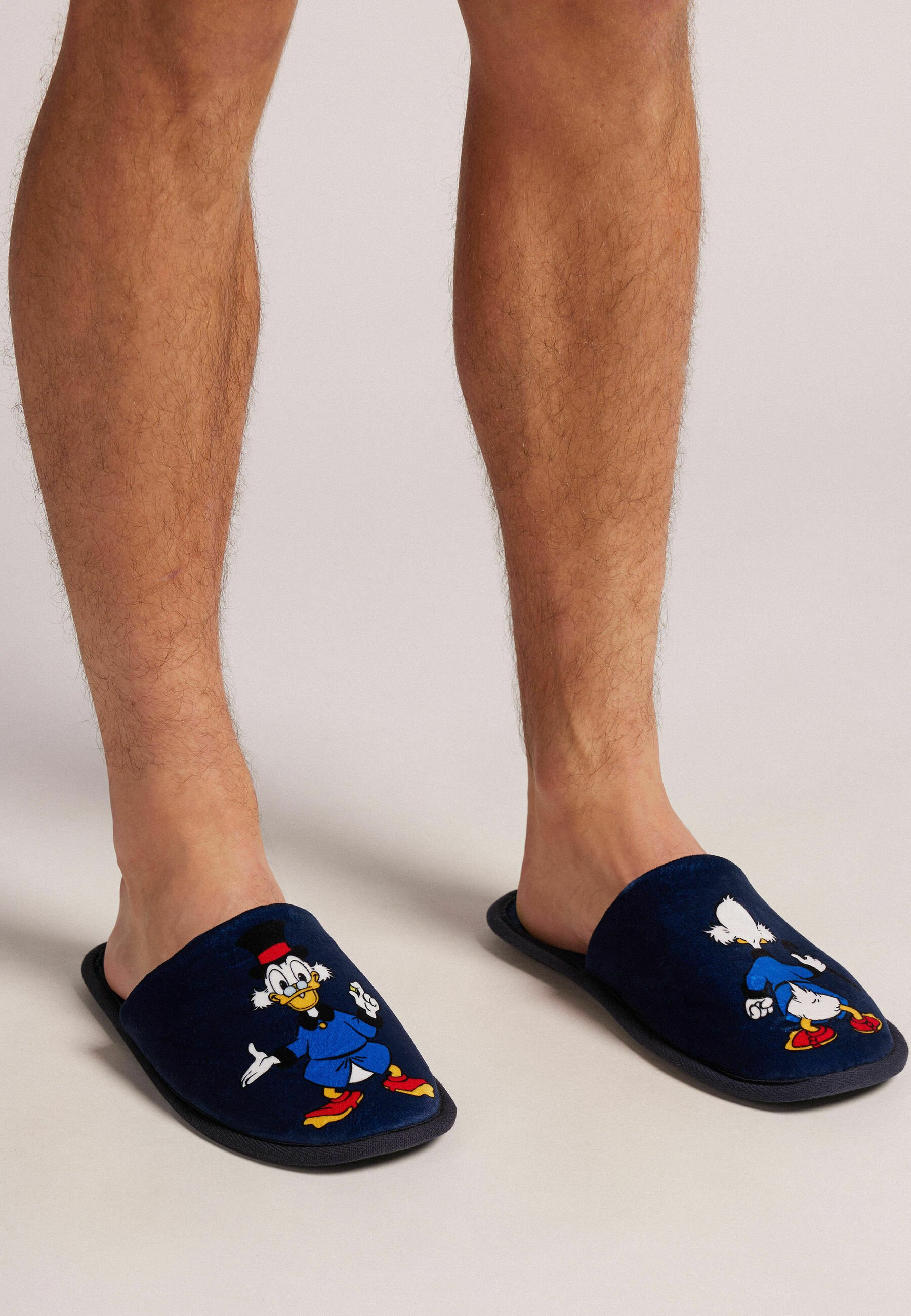 Pantufa Pantuflas Tipo Tenis Jordan Pantufa Feminina Porquinho