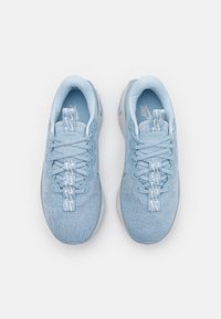 Nike Performance MOTIVA - Road running shoes - light armory blue/photon dust