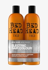 Tigi - BED HEAD COLOUR  SHAMPOO + CONDITIONER DUO - Hårset Miniatyrbild 1