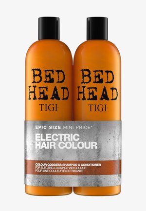 Tigi BED HEAD COLOUR  SHAMPOO + CONDITIONER DUO - Hårset