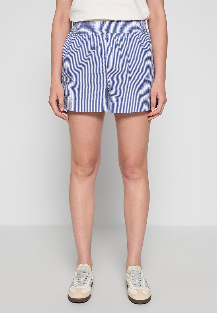 French Connection Shorts wit French Connection Shorts wit