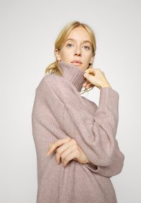 Object Tall OBJWILMA - Camisola - sphinx melange