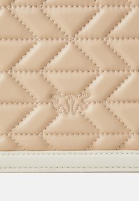 Pinko LOVE ONE CLASSIC - Taška s příčným popruhem - sabbia/bianco