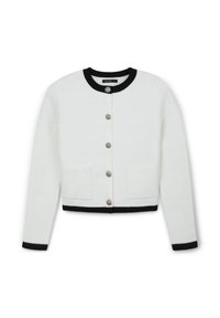 Weißer kurzer Cardigan mit einem schwarzen gerippten Kragen und Bündchen, ausgestattet mit silbernen Knöpfen, zwei Vordertaschen und einem strukturierten Strickdesign.