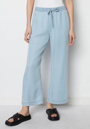 WEITE GUMMIZUG - Džínsy voľného strihu - light blue tencel denim