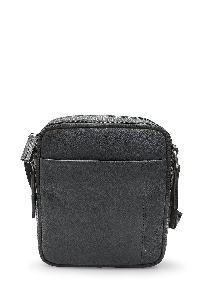 Borsa a tracolla in pelle nera con finitura texture, dotata di chiusura a zip superiore e tasca con zip frontale. Design compatto e di forma quadrata.