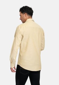 EMBLEMS Camisa - mostaza