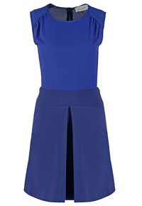Modrá bezramínková šaty s přiléhavým korzetem, pasovým švem a rozšířenou sukní s předním rozparkem. Hladká tkanina s jemným leskem.