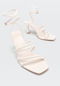 Stradivarius Scarpe da sposa - off-white