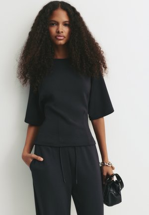 T-Shirt basic - black