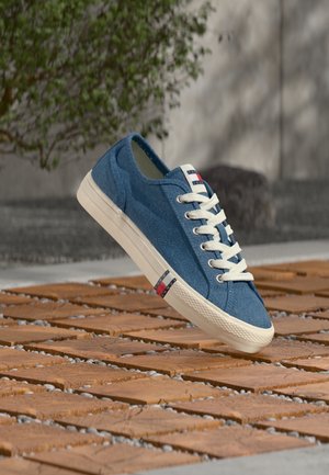ARCHIVE - Sneaker low - denim