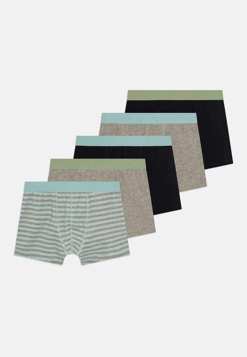 Cinq paires de boxer : rayés bleu clair et gris, gris uni, marine et vert, dotés de ceintures élastiques dans des couleurs correspondantes.