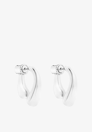 Zilveren oorbellen in de vorm van een gladde, gebogen ring. Voorzien van een scharniersluiting en een gepolijste afwerking. Heeft een diameter van ongeveer 2 cm.