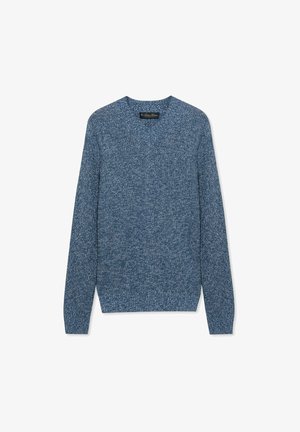 Niebieski, melanżowy sweter męski z dzianiny, z okrągłym dekoltem, długimi rękawami oraz ściągaczami na mankietach i u dołu, pokazany na płasko na białym tle.