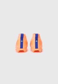 adidas Performance F50 LEAGUE - Fodboldstøvler til fast underlag - beam orange/lucid blue/white
