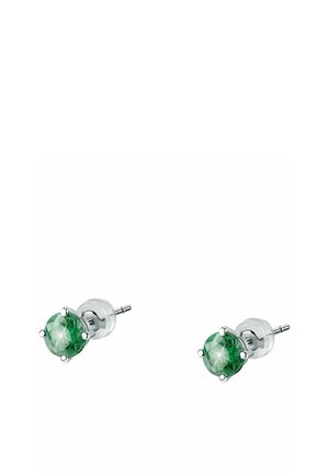 Runde grüne Steckerohrringe mit facettiertem Design, gefasst in silberfarbenem Metall. Mit einem klaren Rücken.