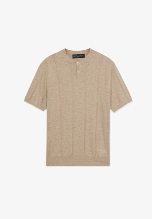 Beige Strickshirt mit kurzen Ärmeln, rundem Ausschnitt und Zweiknopf-Leiste, mit dezenter vertikaler Rippenstruktur.