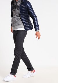Abercrombie & Fitch Hættetrøje - grey
