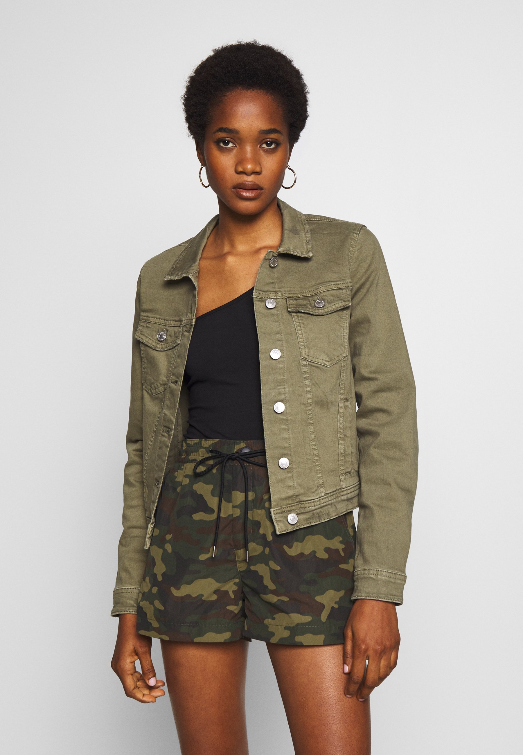 Miss Selfridge OVERSIZE POCKET SHACKET TRIAL Spijkerjas Miss Selfridge OVERSIZE POCKET SHACKET TRIAL Spijkerjas