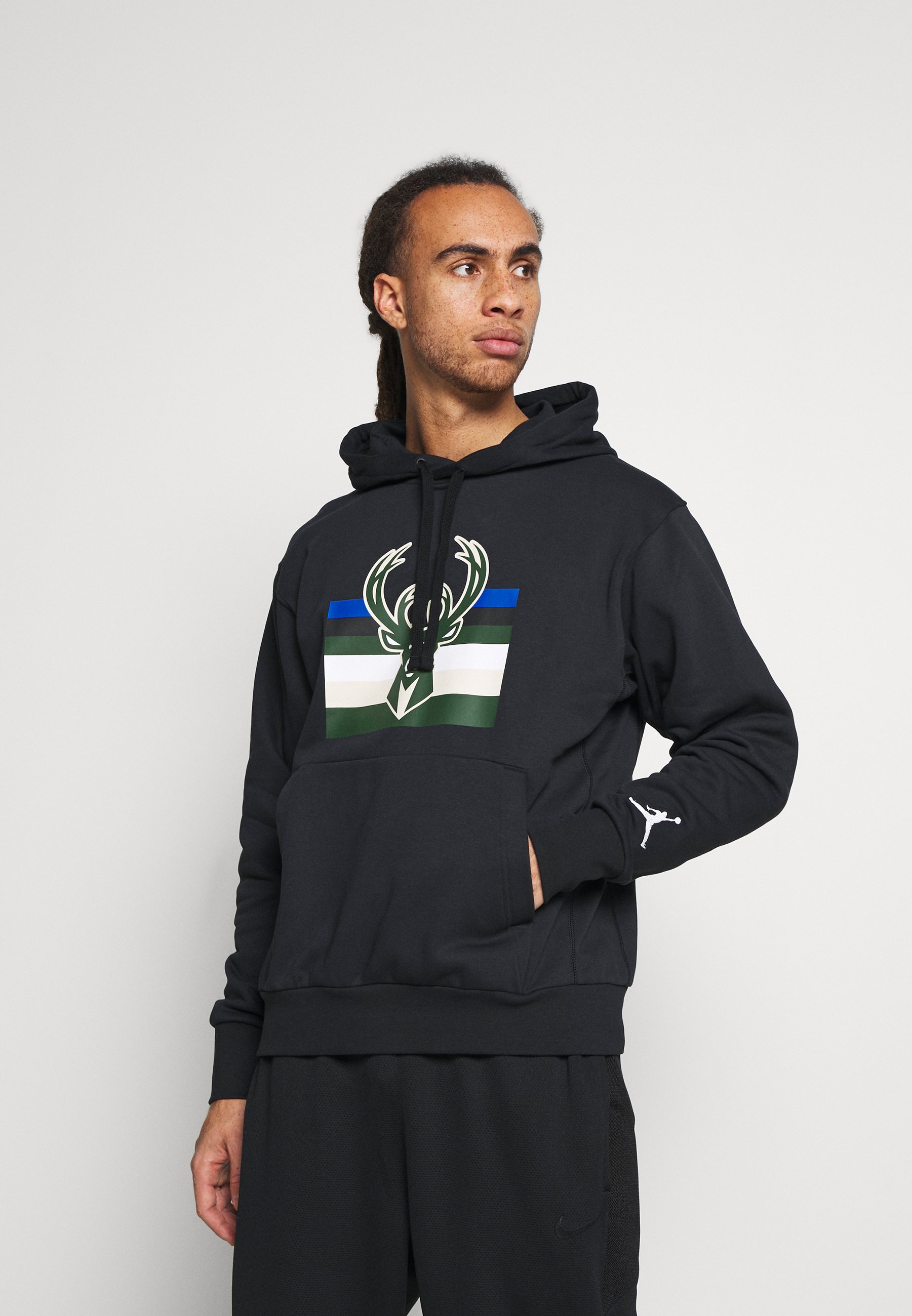 Nike Performance NBA MILWAUKEE BUCKS STATEMENT LOGO HOODIE - Article de  supporter - black/white/noir - ZALANDO.BE